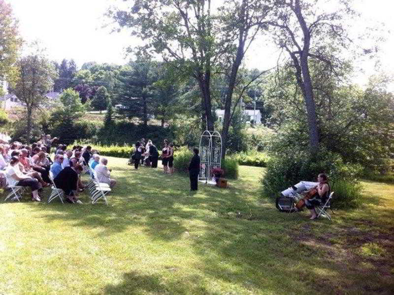 Sword Inn Bancroft Bagian luar foto