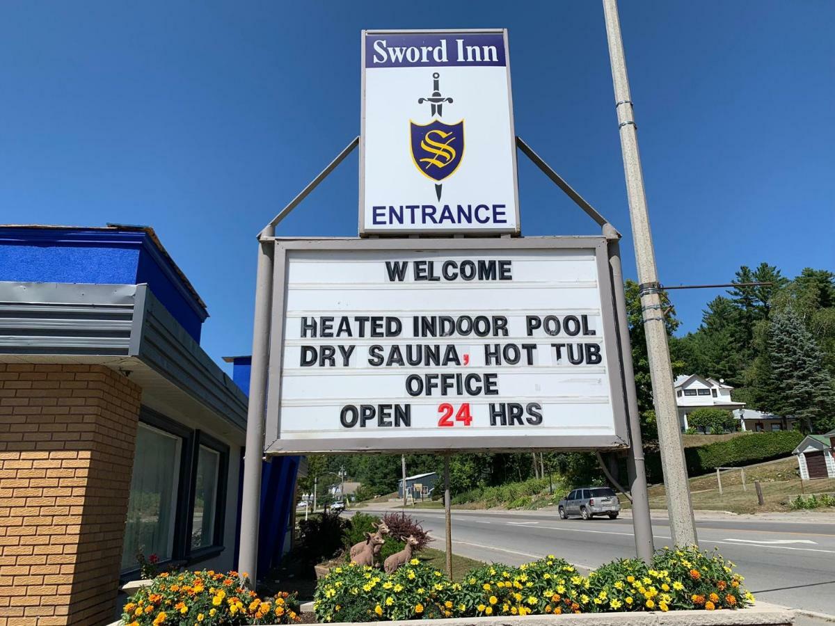 Sword Inn Bancroft Bagian luar foto